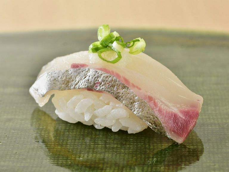 シマアジ