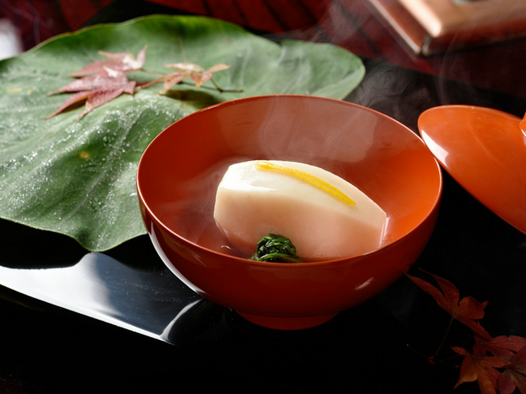 海老芋（11月頃～1月半ば頃まで）