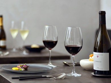 普段のデートだけでなく、記念日に最適な記憶に残るディナーを