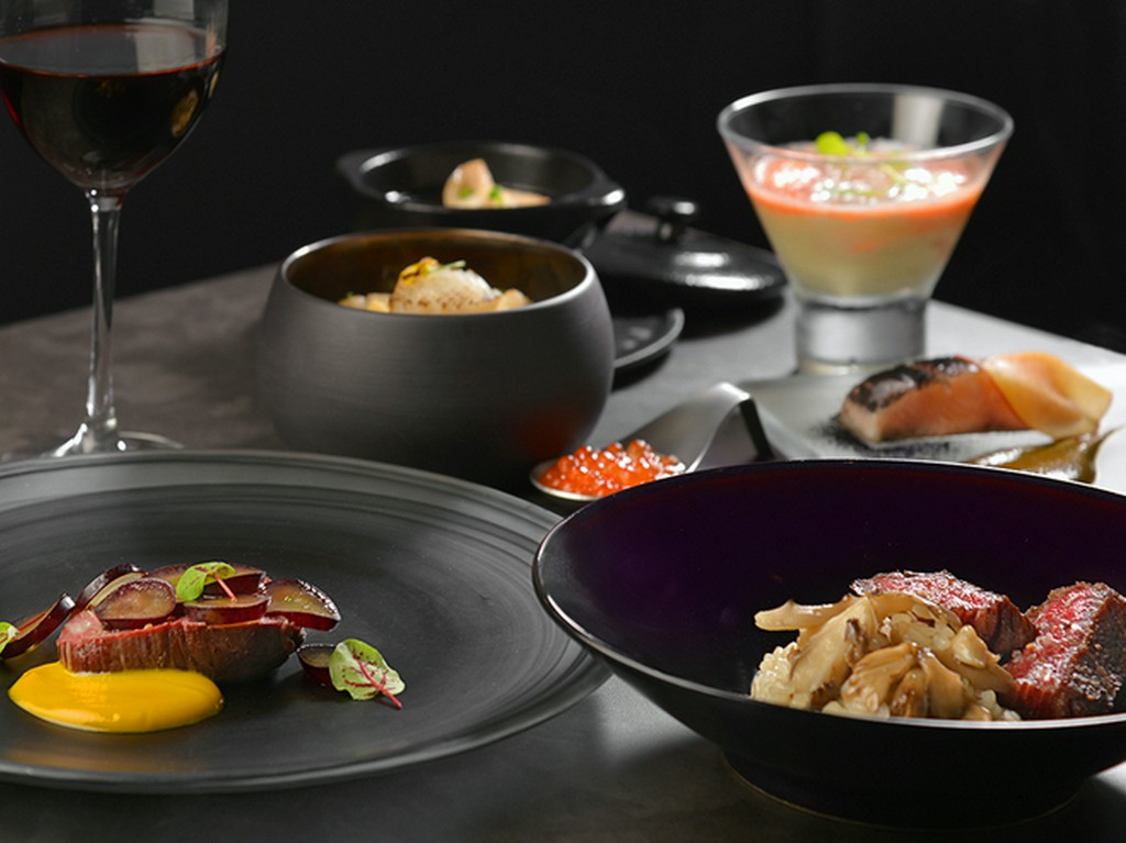 特別な美味と満足感で和やかに憩う会食・接待に最適