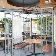 お料理だけでなく、お店の雰囲気までアジアン・エスニックに浸ってお楽しみください。