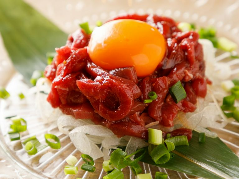 国産桜ユッケ