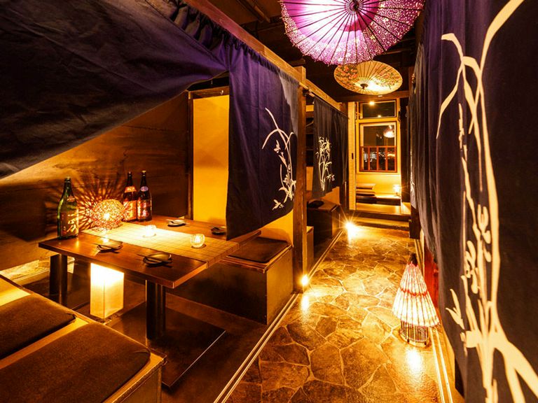 少人数から大人数まで着席可能な大小様々な完全個室をご用意