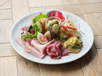 内容はスタッフまで