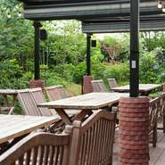 テラスで過ごす贅沢空間