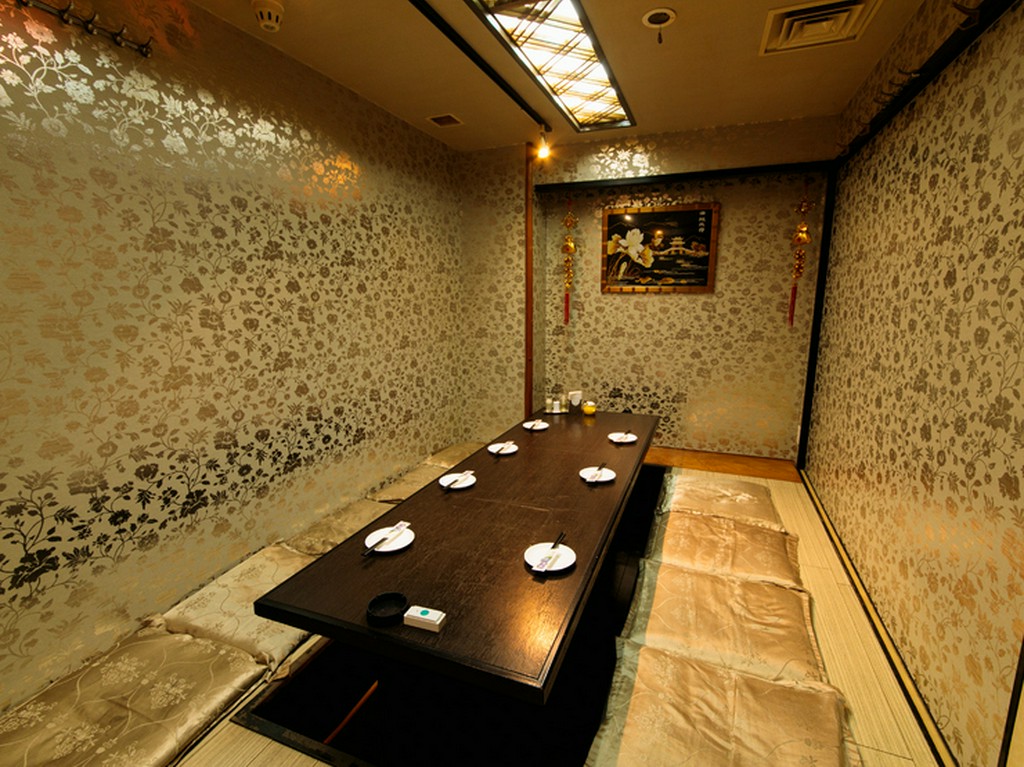 ビジネス利用から和やかな宴会まで多岐に渡るシーンに最適な個室
