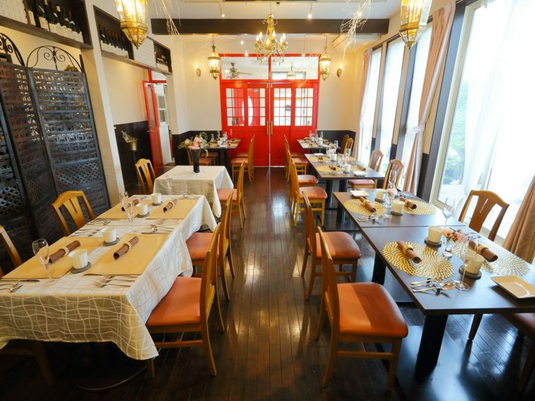 目にも舌にも美味しいフランス料理を気負わずに楽しめる