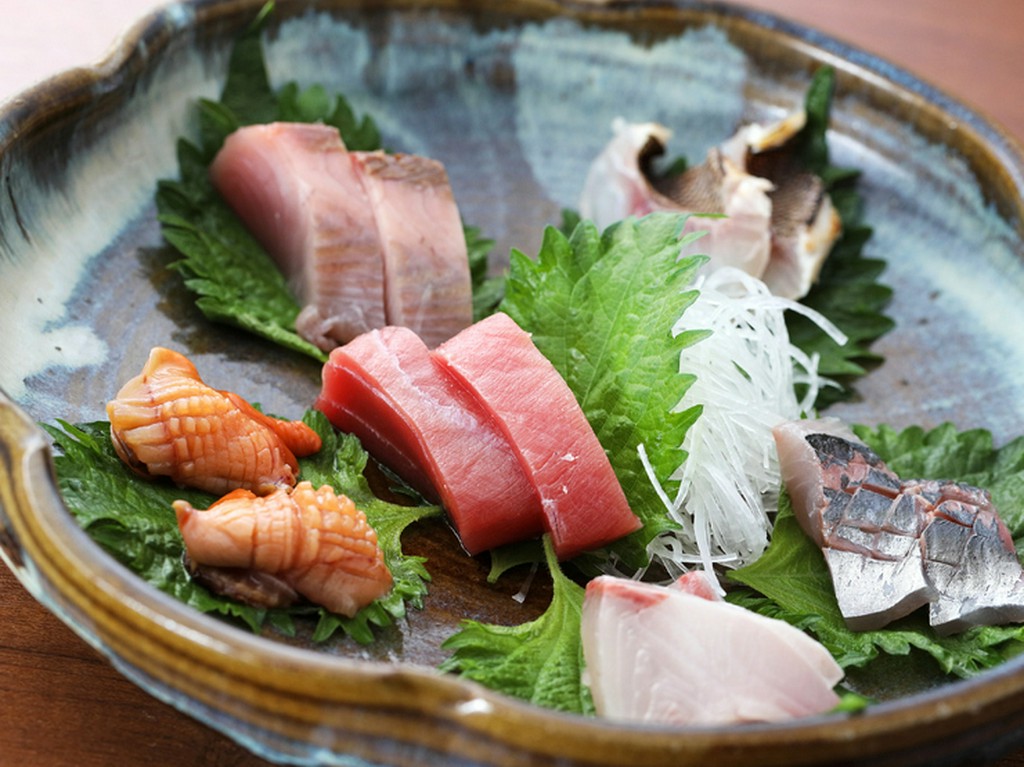 新鮮な“海の幸”で、心も体も満足できる『御造り盛り合わせ』