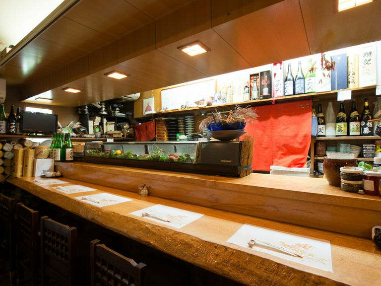 気さくな店主との会話を楽しみに訪れるゲストも増えている