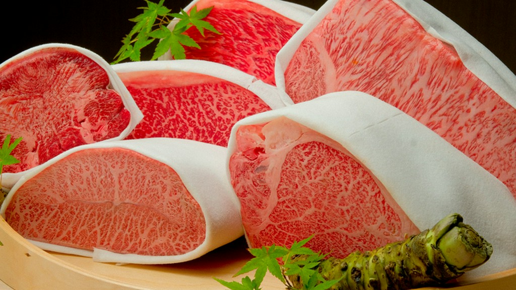 と畜場から直接届く新鮮且つ、芸術品のように美しい牛肉