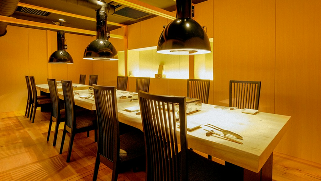 気心知れた仲間や友人と、美味しさを気兼ねなく楽しんで