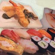 福生駅より徒歩3分
アクセス良好◎
季節感を大切に
四季折々の食材を駆使してつくる料理の数々
鮮度抜群の海鮮を美酒と共に堪能
少人数で過ごす贅沢な歓送迎会に。