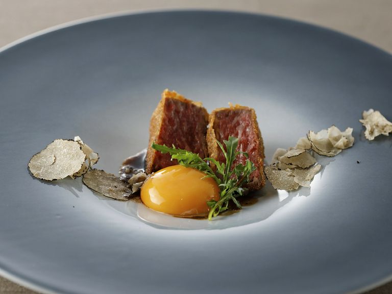 神戸牛フィレカツ 自家製ウスターソース トリュフ添え