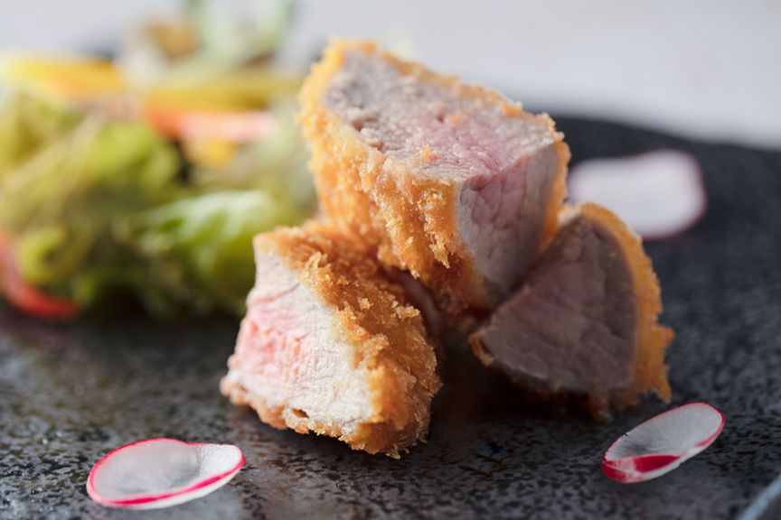 BuTaの定番『芳寿豚のヒレカツ』