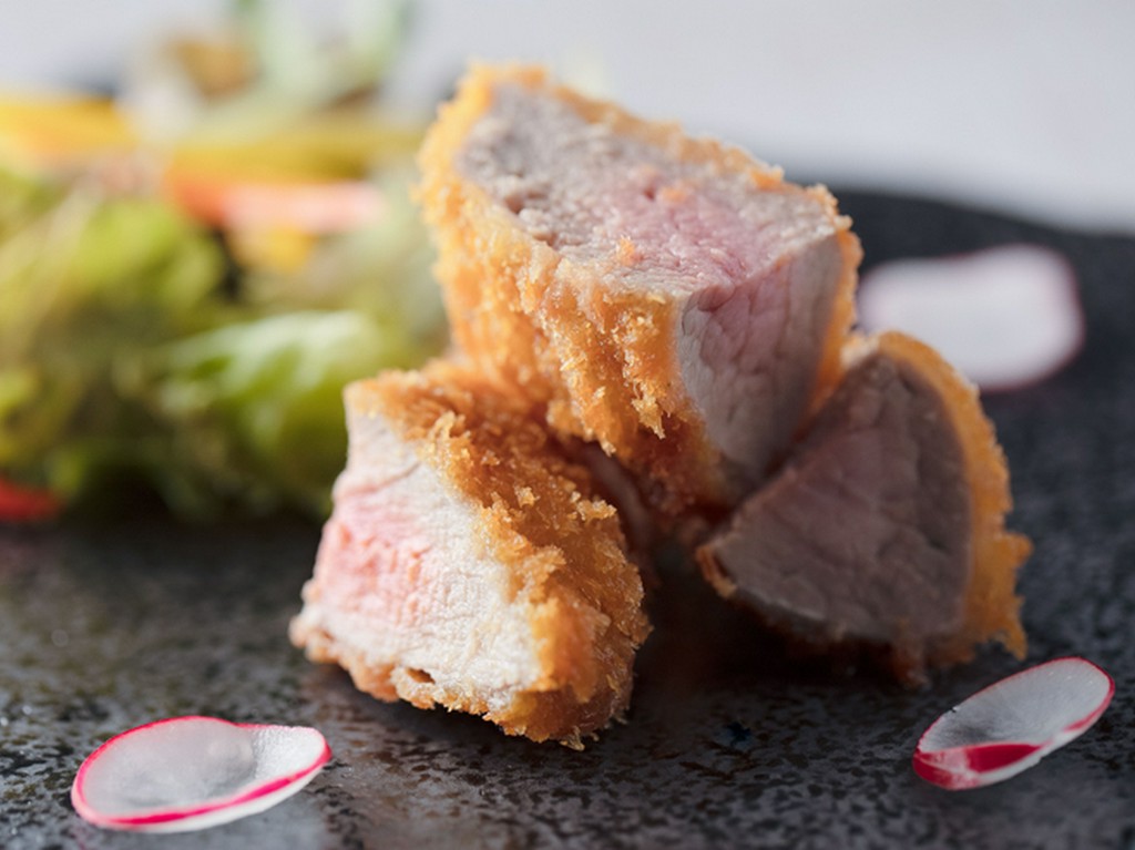 BuTaの定番『芳寿豚のヒレカツ』