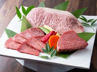 仙台牛極上焼肉盛り合わせ