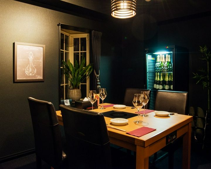 日々の喧騒を忘れさせる、隠れ家的な佇まい