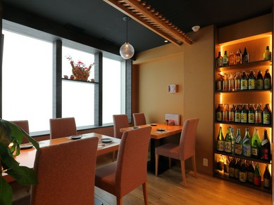 友人や家族と落ち着いた空間でお食事できます