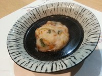 自家製のさつま揚げと言った感じの練り製品！
一品料理の「揚げたてさつま揚げ」はこの「野菜揚げ」の揚げたて版です。
