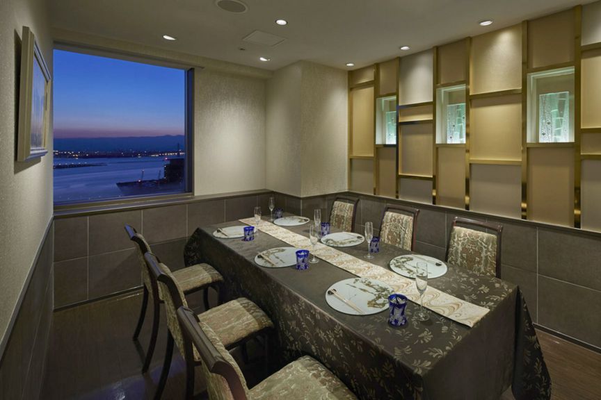 桃山時代の「琳派」をイメージした個室が全部で6室