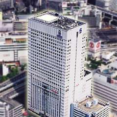 横浜駅から徒歩3分、スカイビルの28階