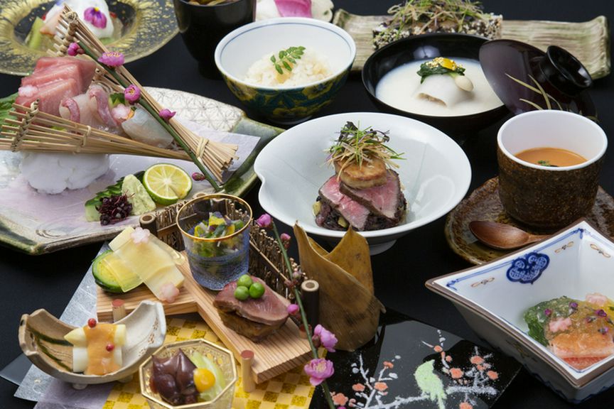 その時期に美味しさを増す、季節の旬食材を使用