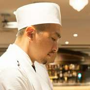 アレルギーや苦手食材にも柔軟に対応してくれるのが嬉しいポイント。懐石では珍しく、記念日や誕生日には、ホールケーキ付プランも用意されています。