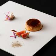 洗練された清潔感のある店内は記念日やお誕生日など少し特別な日のお食事にもおすすめです。