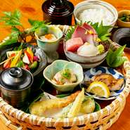 お造り、焼き物、揚げ物、サラダ、一品3～4種、ご飯、味噌汁、漬物