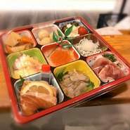 旨だれキャベツ　200円
枝豆　200円
たこわさ　300円
味小玉　400円
あてちょい盛り9種　980円

ポテトフライ　300円
ヤゲン軟骨唐揚げ　500円
若鶏唐揚げ（塩/ポン酢/マヨ/油淋鶏）600円
タコの唐揚げ　700円
こだわり鶏南蛮　700円