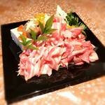 ブランド豚220g・野菜・ゴマダレ・ポン酢