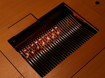 プロの焼き上げが簡単！　無煙無臭のプレミアムロースターが活躍
