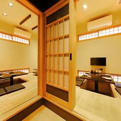 多彩な利用シーンに対応できる、掘りごたつタイプの完全個室