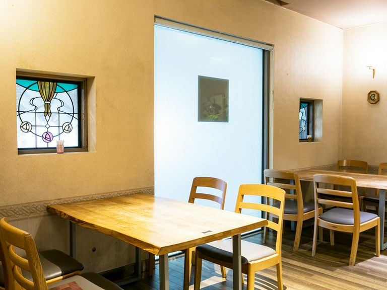 少人数での食事会や家族での団らんにオススメ