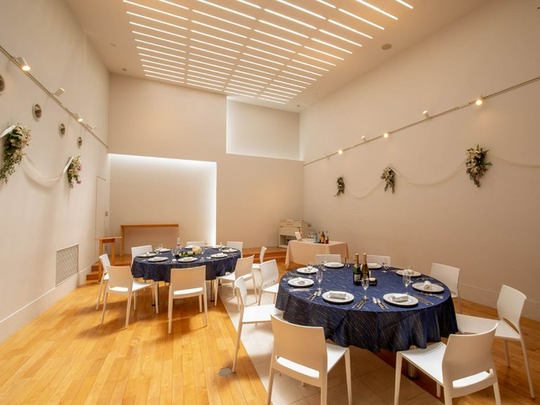 40人までパーティーバンケット、20人までプレミアムラウンジあり