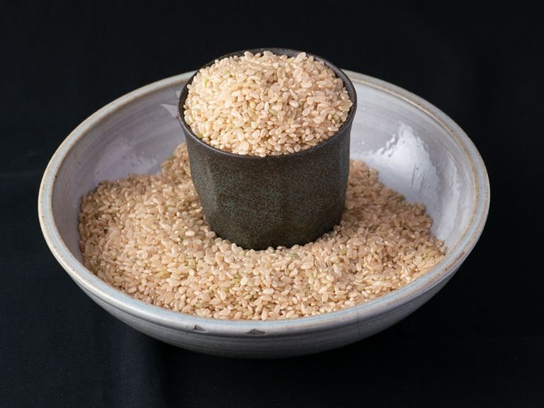 肉・野菜・玄米。産地を問わず、その時一番良いものを厳選