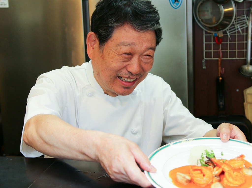 来店者の笑顔が励み。丁寧な調理と心からの挨拶でお出迎え