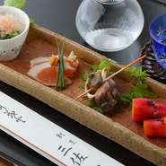 これから出てくる料理への期待が高まる『先付け』