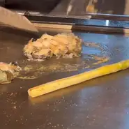 活きた鮑を柔らかく焼き上げます