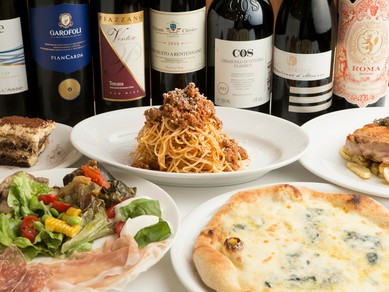 本場イタリアにこだわったワインのラインナップ