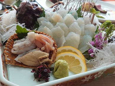 関門海峡の海の幸を堪能できる、充実したコース料理