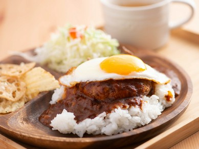 体に優しい料理とおいしいスイーツ、リラックスできる空間