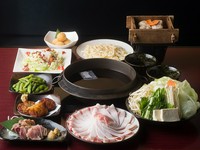 鹿児島から直送の黒豚がしゃぶしゃぶで味わえる『千代香(ぢょか)コース』