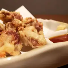 20年前から愛され続けている人気のメニュー、一口食べればその理由がわかる『ズリの唐揚』