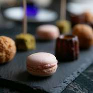 女性たちを夢中にさせてくれる、本日のデザート。期待以上のデザートが並ぶため、「可愛い」「キレイ」「美味しい」これらのワードが幾度となく飛び出す女子会が開かれています。
