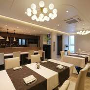 ※内容の詳細につきましては、コースメニューをご確認ください。

※表示価格は、消費税、サービス料込みです。