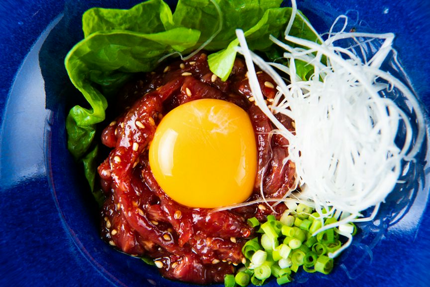 ピリ辛のタレで旨み際立つ『King of ユッケ』