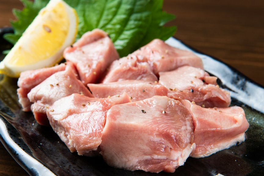 やわらかジューシー『厚切り上ラムタン』
