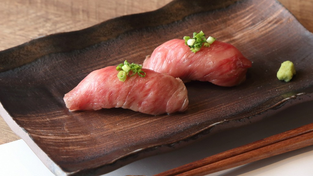 新鮮な黒毛和牛ならではの味わい『＜数量限定＞黒毛和牛あぶり寿司（2貫）』