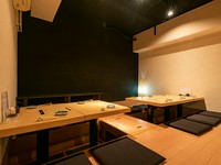 0006130873J3.jpg